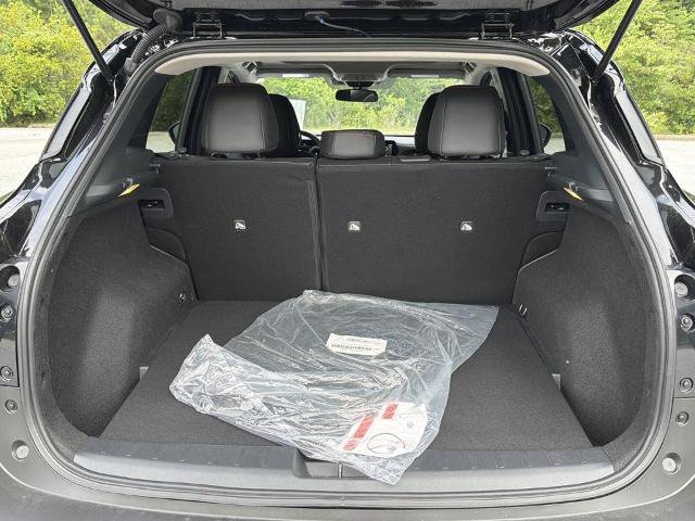 Certified 2025 Nissan Kicks SR w/ SR Premium Package FWD image 27
