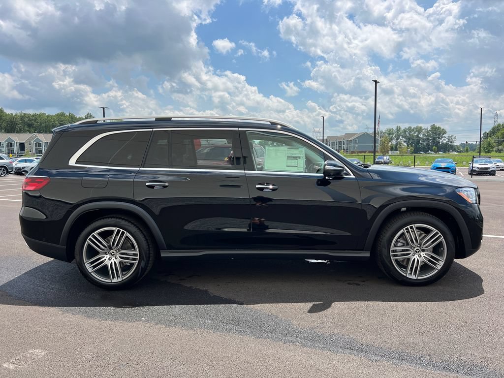 New 2026 Mercedes-Benz GLS 450 4MATIC image 9