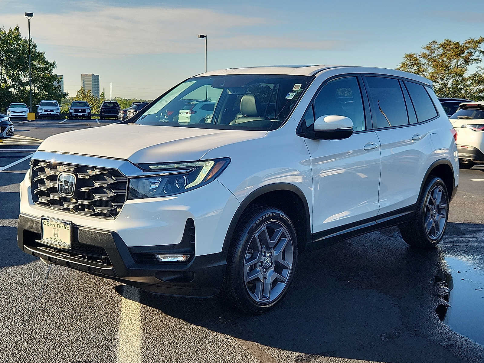 Certified 2023 Honda Passport EX-L image 3