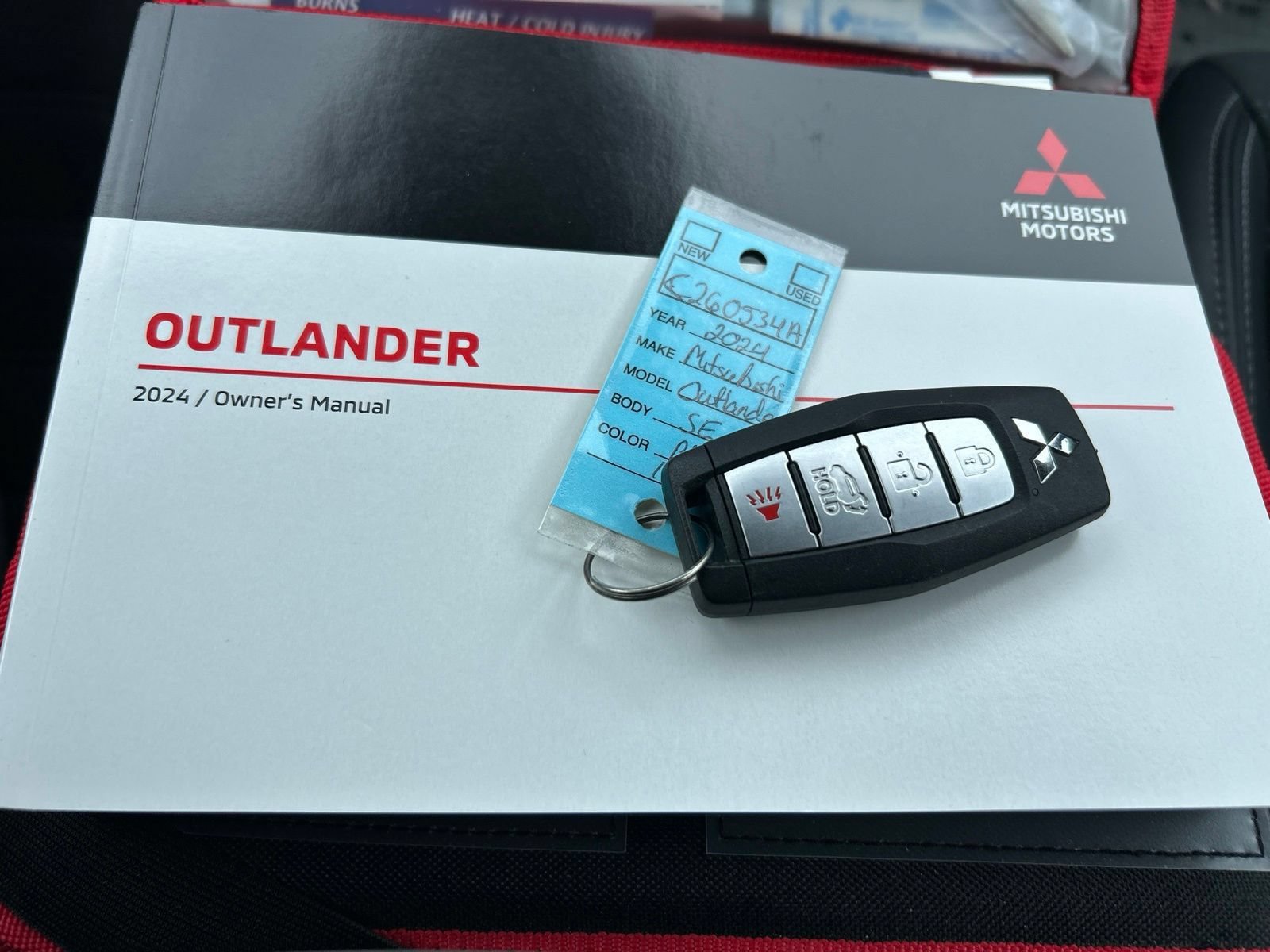 Used 2024 Mitsubishi Outlander SE FWD image 19