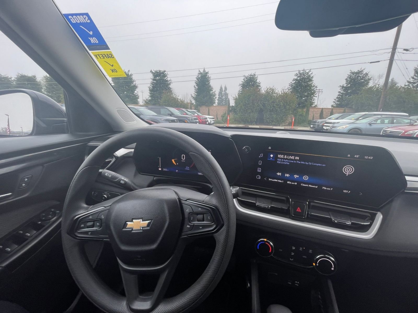 Used 2025 Chevrolet TrailBlazer LT image 29