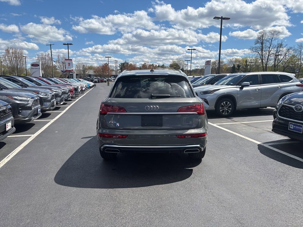 Used 2023 Audi Q5 2.0T Premium w/ Convenience Package AWD/4WD image 5