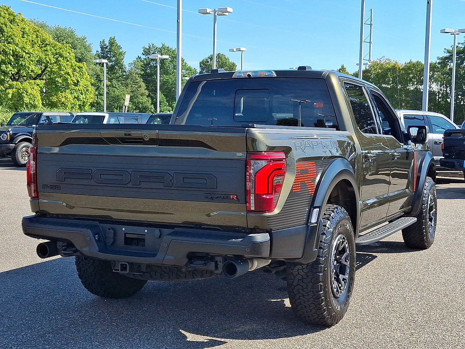 Used 2025 Ford F150 Raptor w/ Equipment Group 803A Raptor R AWD/4WD image 10