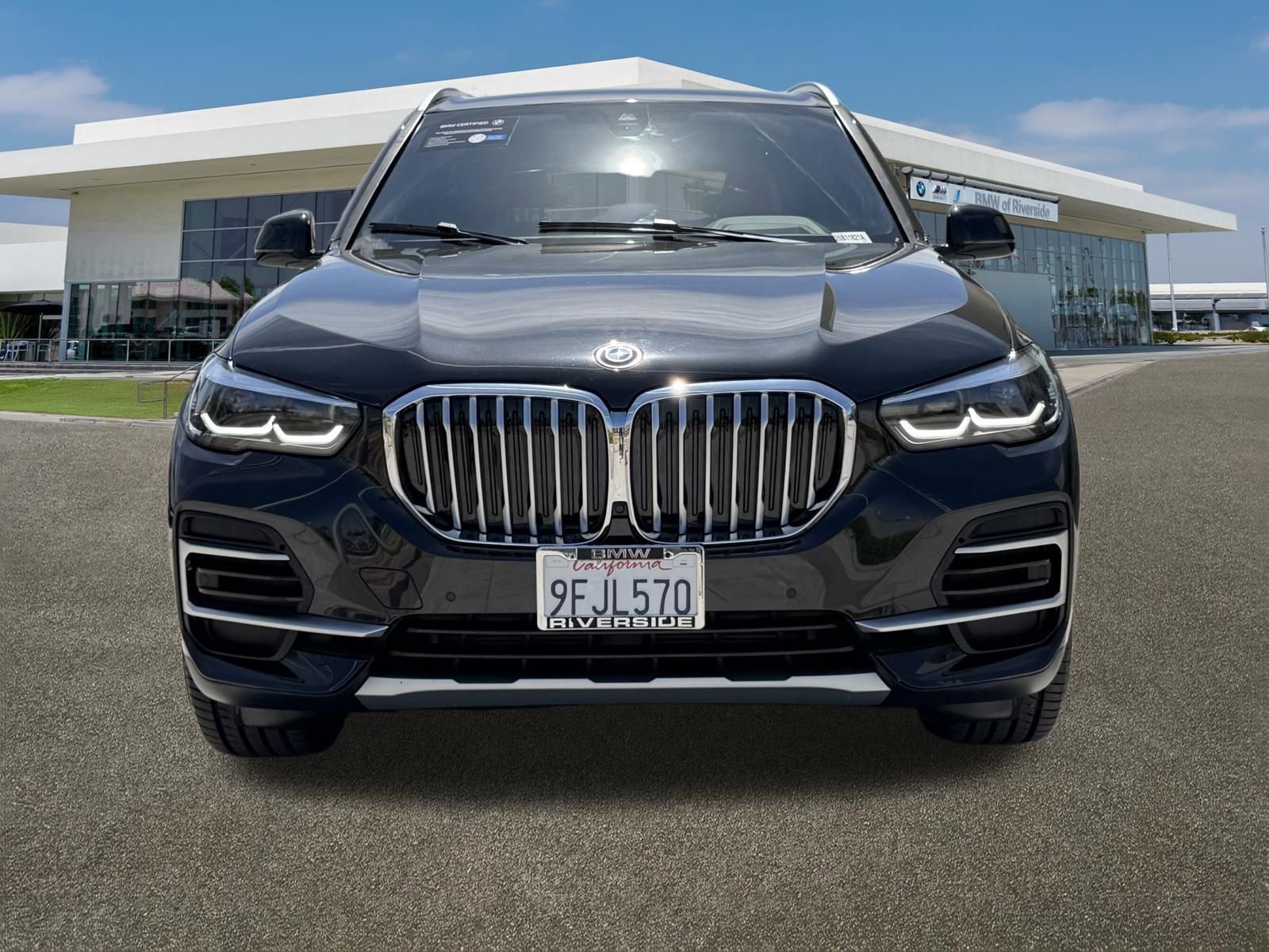 Certified 2023 BMW X5 sDrive40i w/ Premium Package RWD image 3