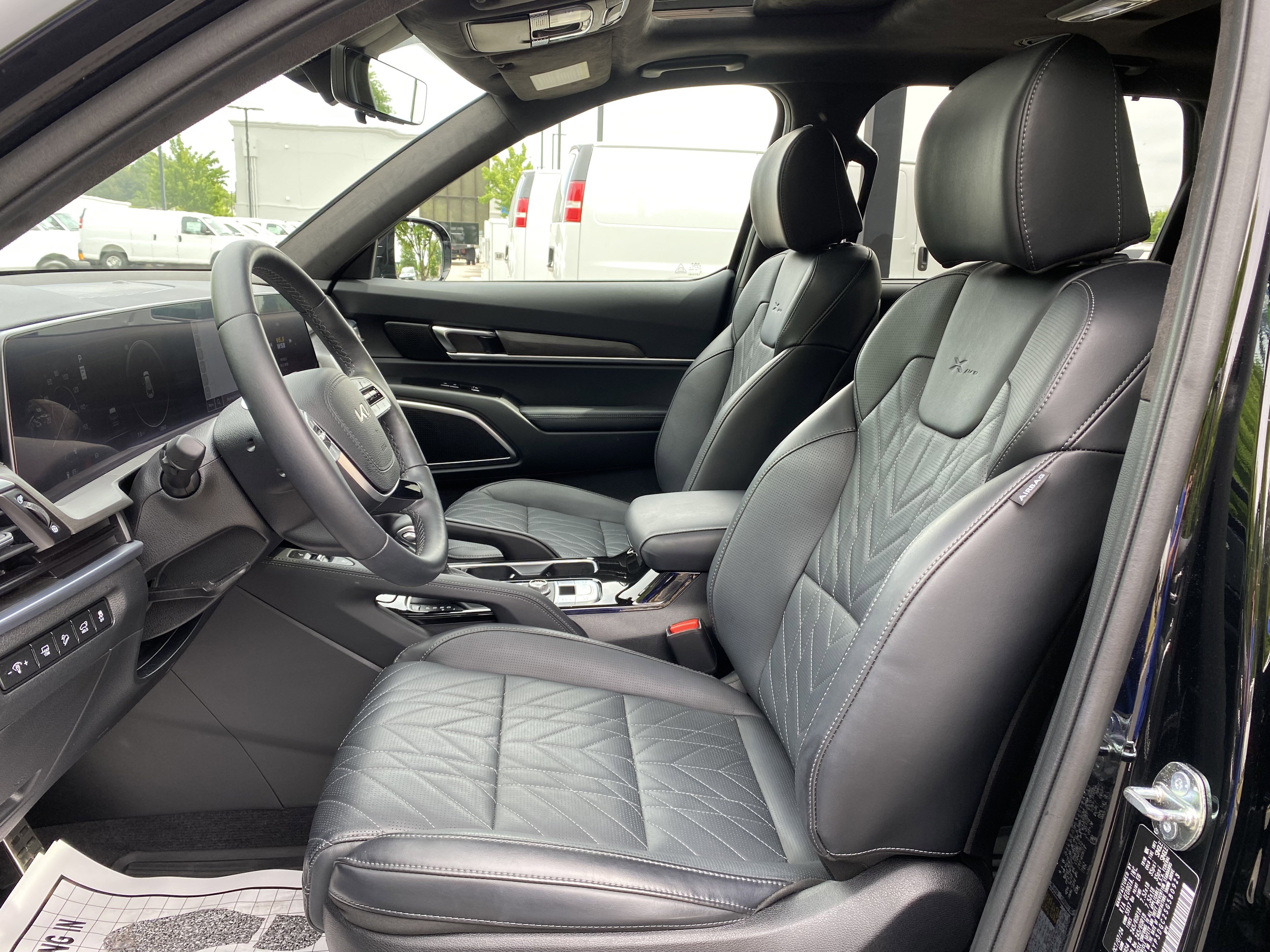 Used 2025 Kia Telluride SX Prestige X-Pro AWD/4WD image 16