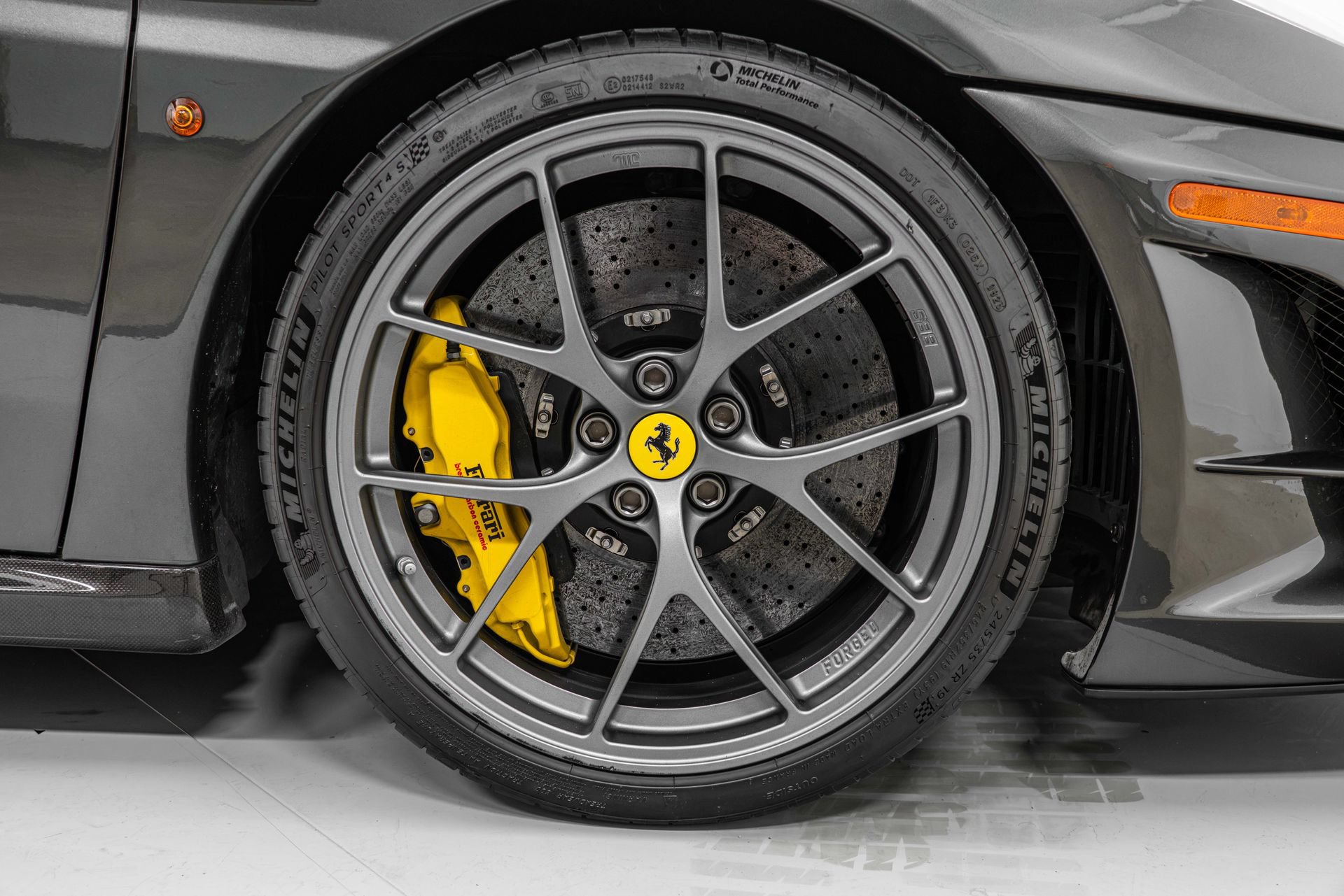 Used 2009 Ferrari F430 Scuderia RWD image 17