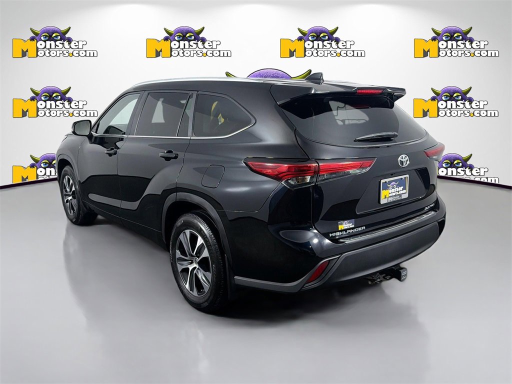 Used 2023 Toyota Highlander L image 7