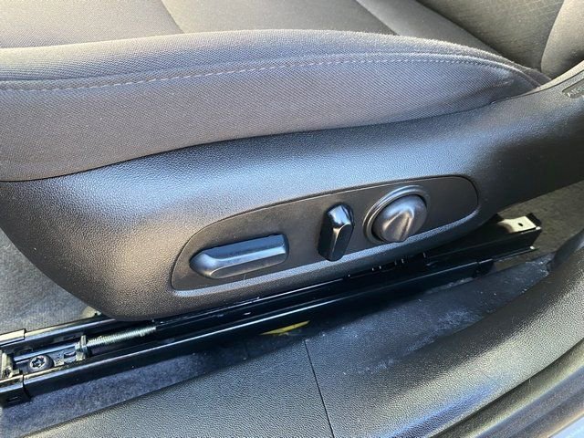 Used 2023 Chevrolet Malibu LT image 16