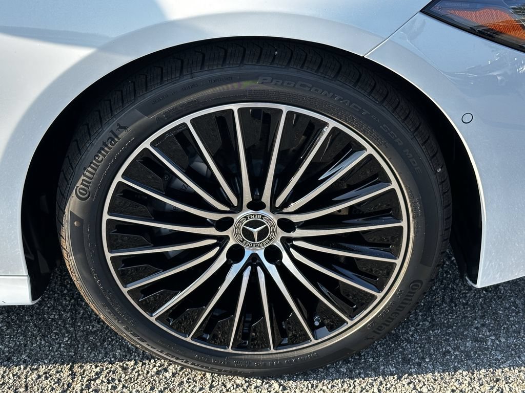 New 2026 Mercedes-Benz CLE 300 4MATIC Coupe image 14