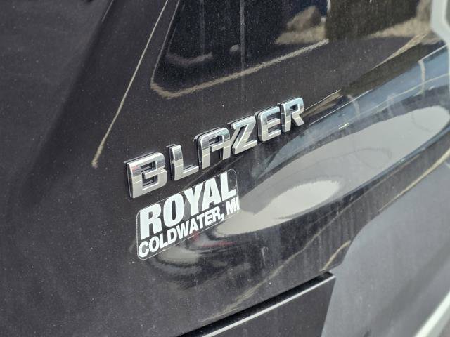 Used 2023 Chevrolet Blazer LT w/ Driver Confidence Package image 6