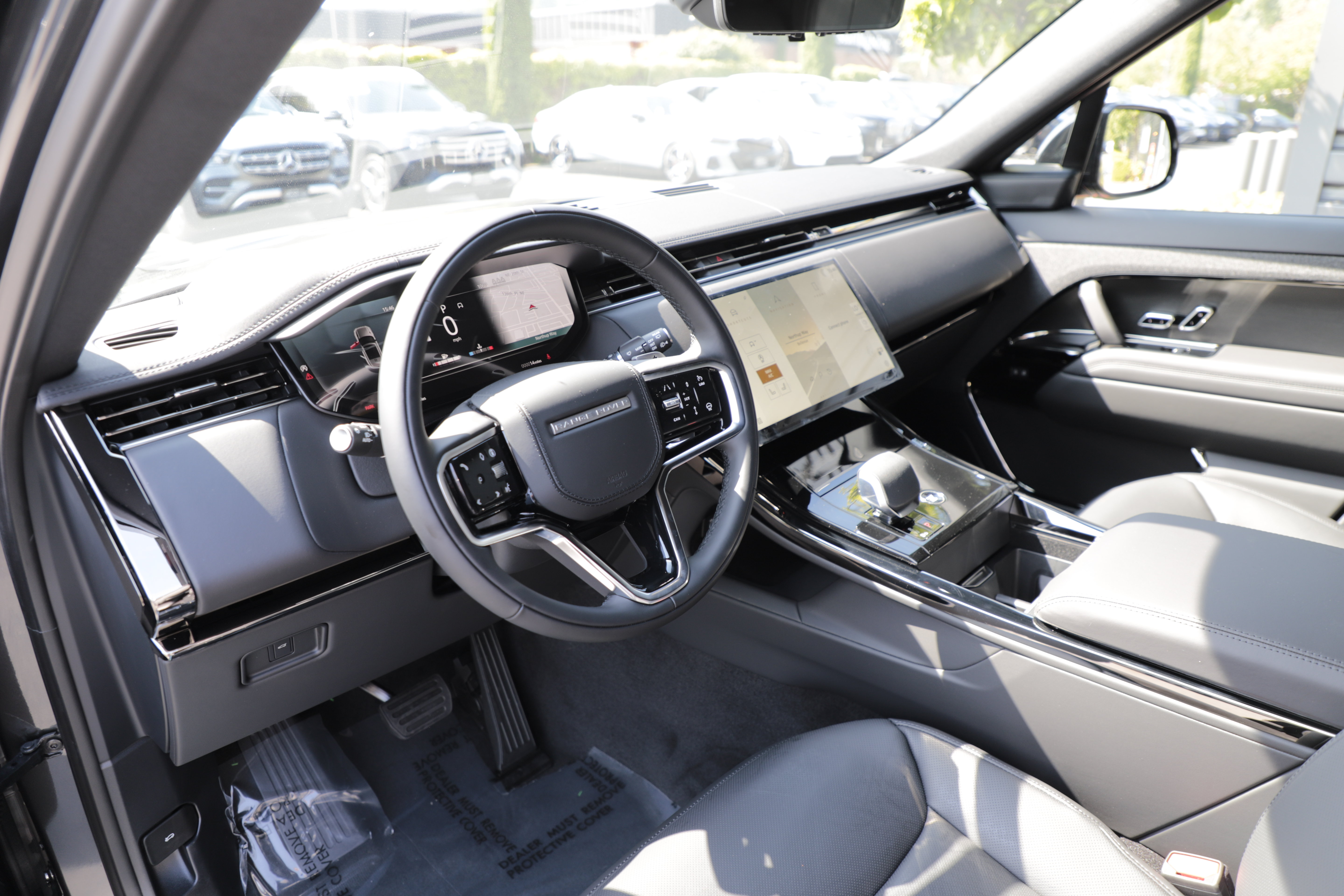 New 2026 Land Rover Range Rover Sport SE AWD/4WD image 18