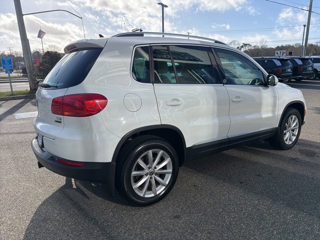Used 2017 Volkswagen Tiguan Wolfsburg Edition image 6