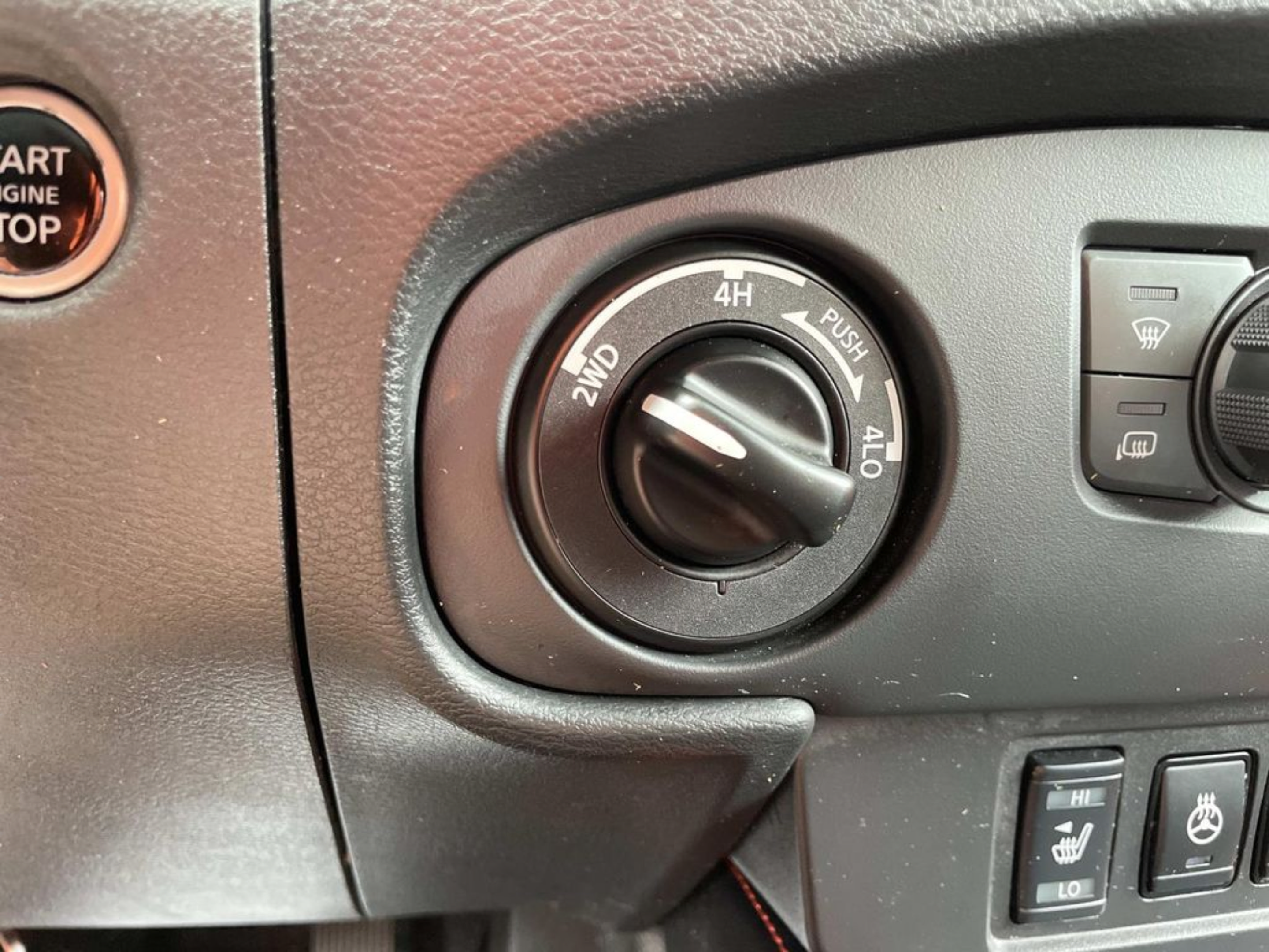 Used 2023 Nissan Frontier PRO-4X w/ Pro-4X Premium Package AWD/4WD image 26