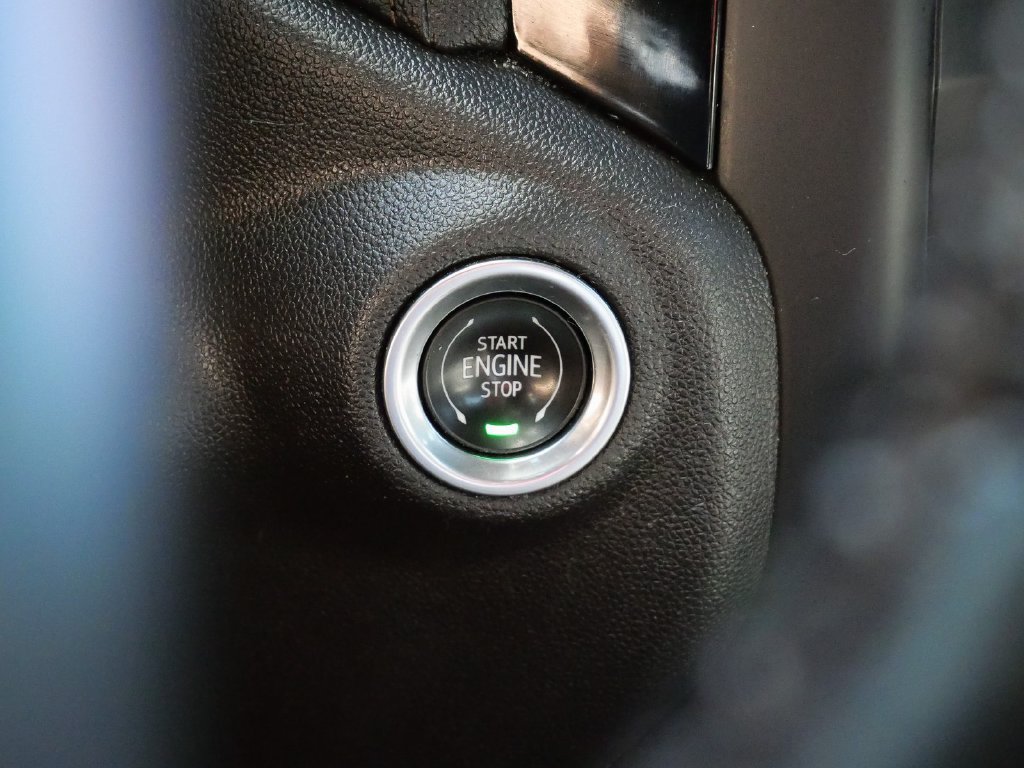 Used 2020 GMC Sierra 1500 AT4 w/ AT4 Premium Package AWD/4WD image 36