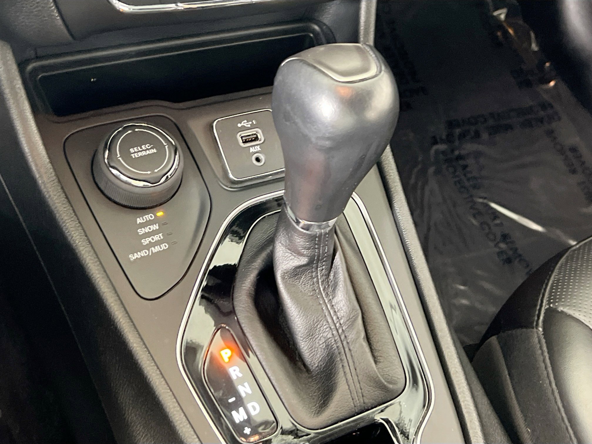 Used 2022 Jeep Cherokee Limited image 16