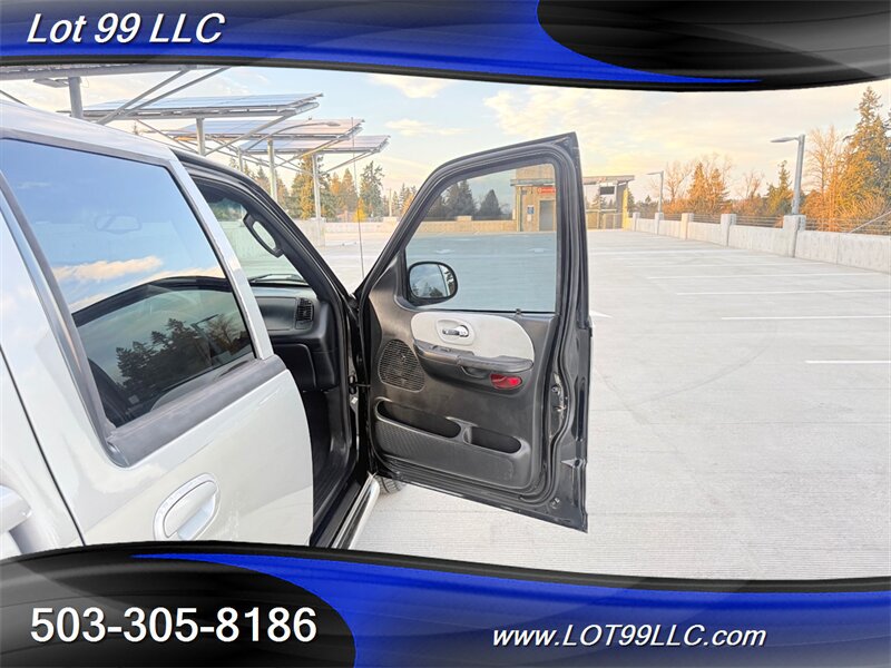 Used 2003 Ford F150 Harley-Davidson RWD image 42