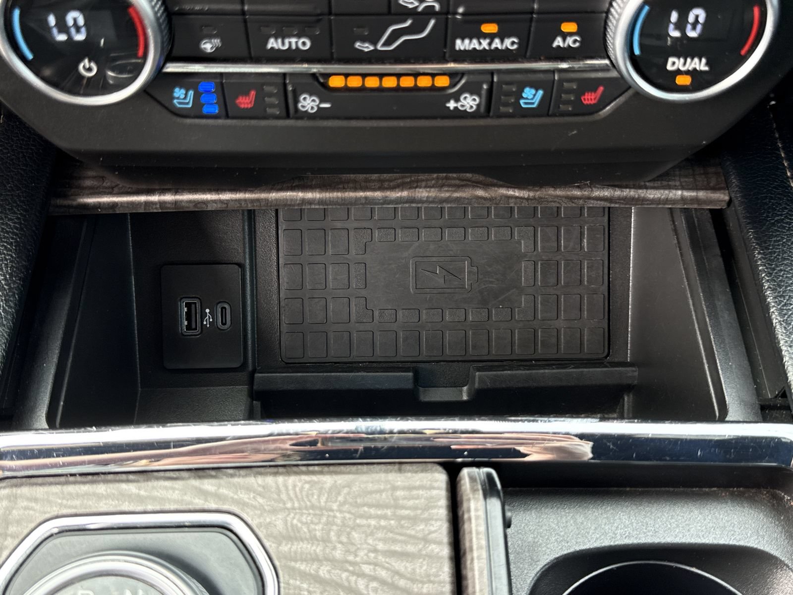 Used 2021 Ford Expedition Max Limited RWD image 31