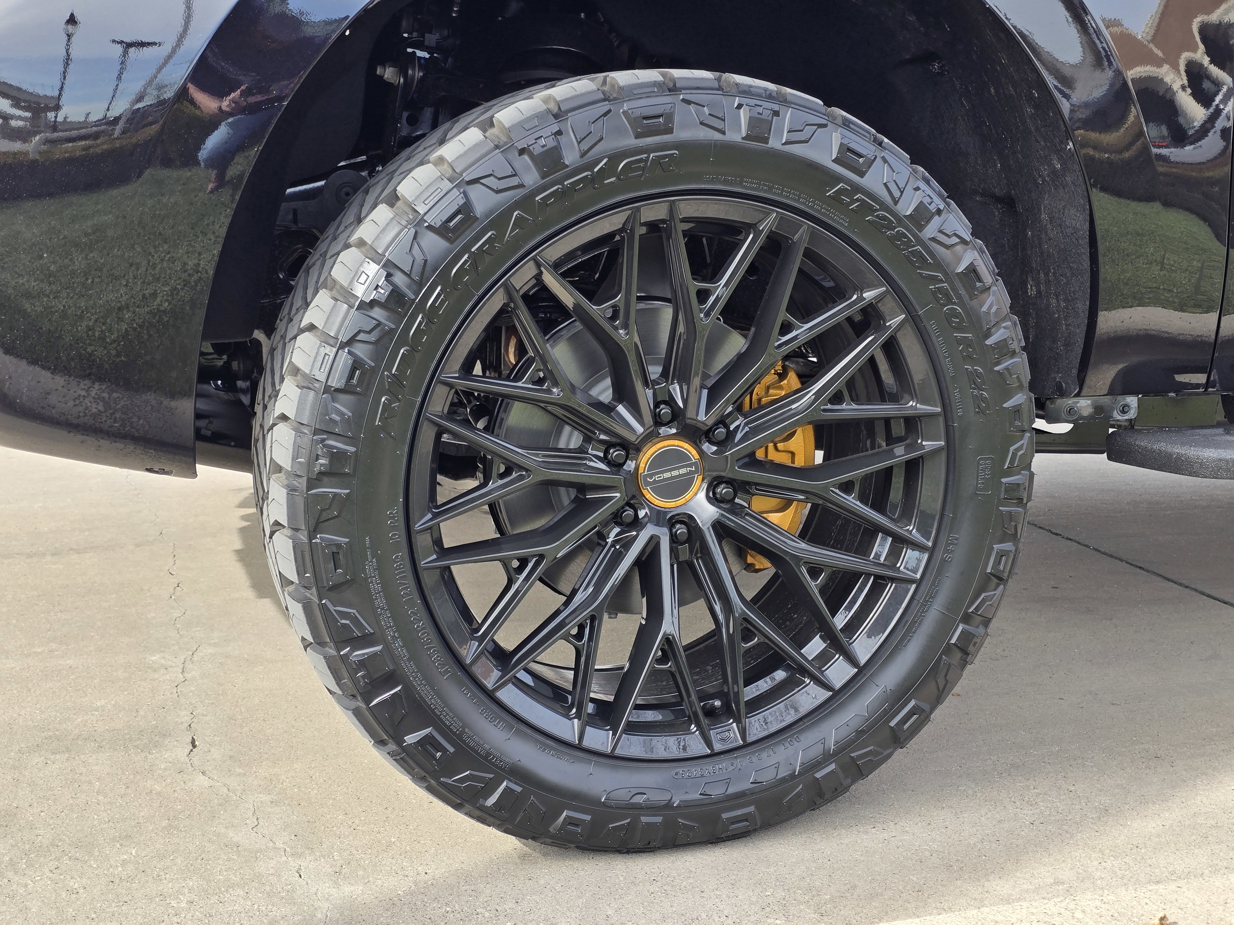 New 2026 Ford Expedition Tremor image 8