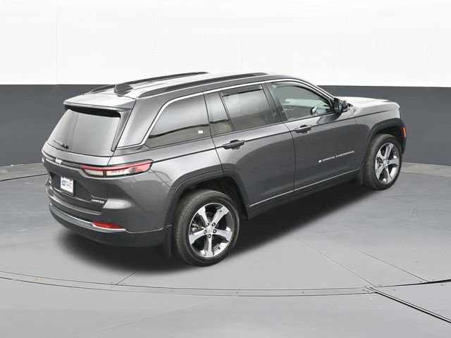 Used 2024 Jeep Grand Cherokee Limited AWD/4WD image 64