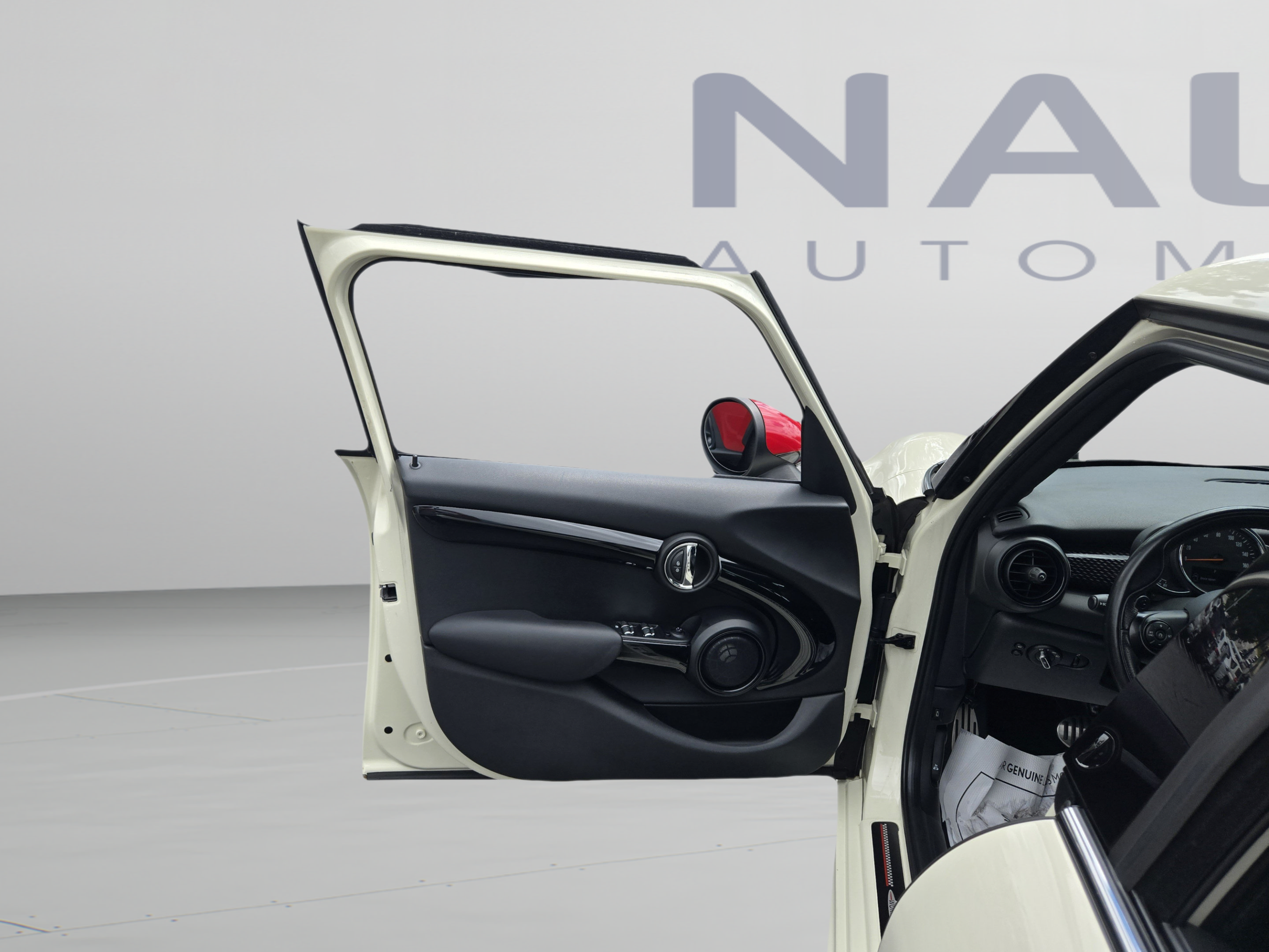 Used 2018 MINI Cooper S FWD image 13