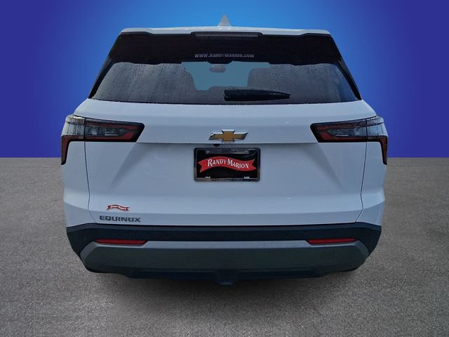 Used 2026 Chevrolet Equinox LT FWD image 5