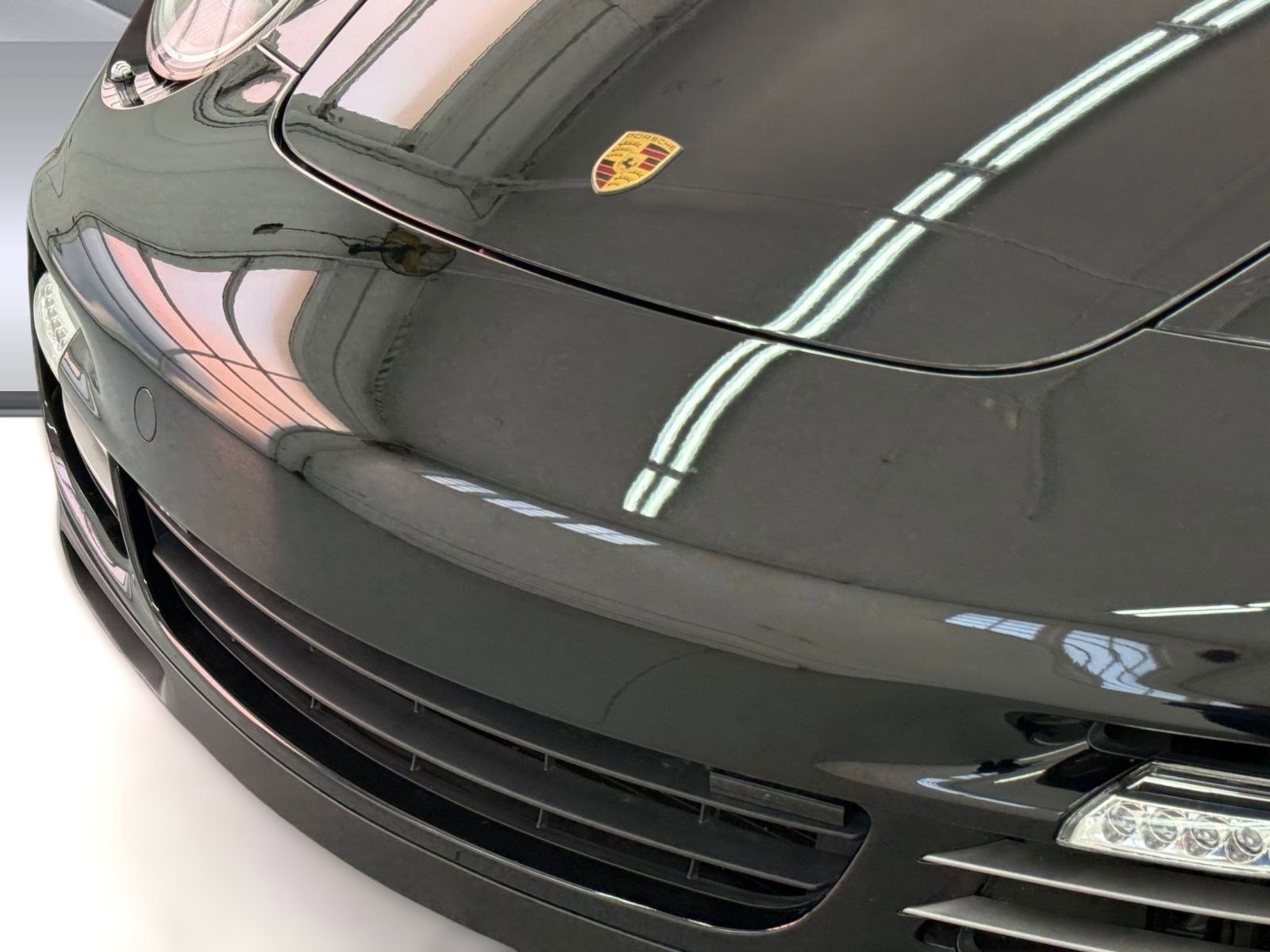 Used 2012 Porsche 911 Turbo S image 16