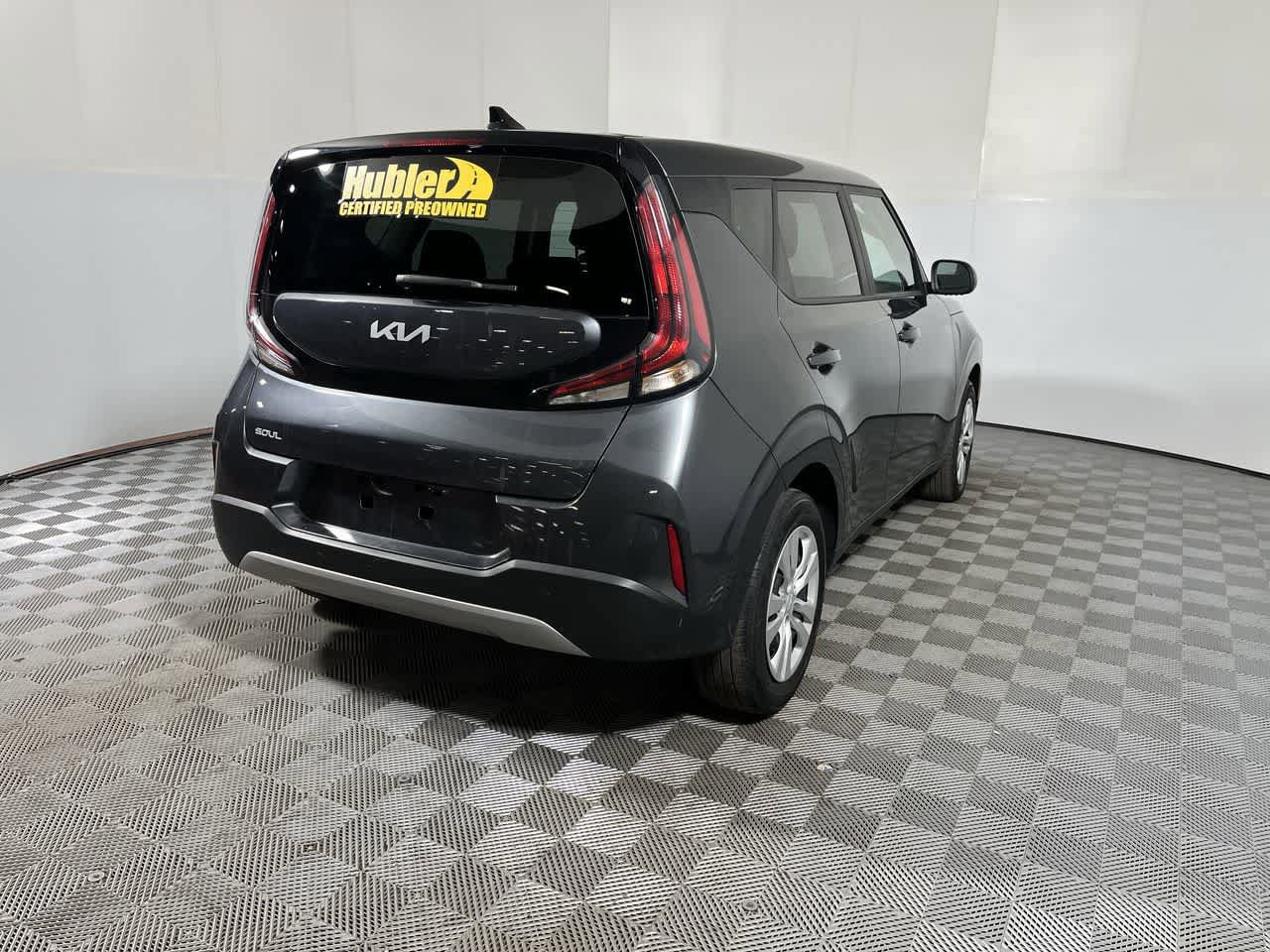 Used 2023 Kia Soul LX image 8