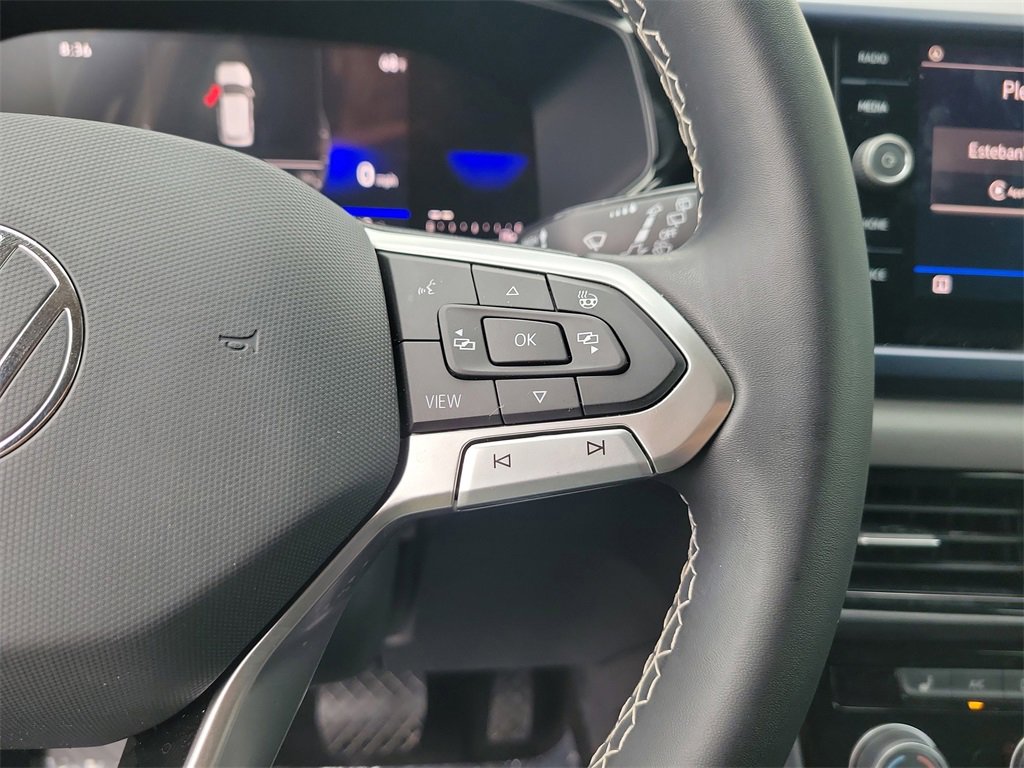 Used 2023 Volkswagen Taos SE w/ Black Wheel Package image 20