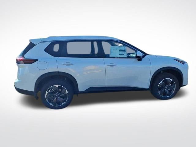 Used 2026 Nissan Rogue SV w/ SV Premium Package image 8