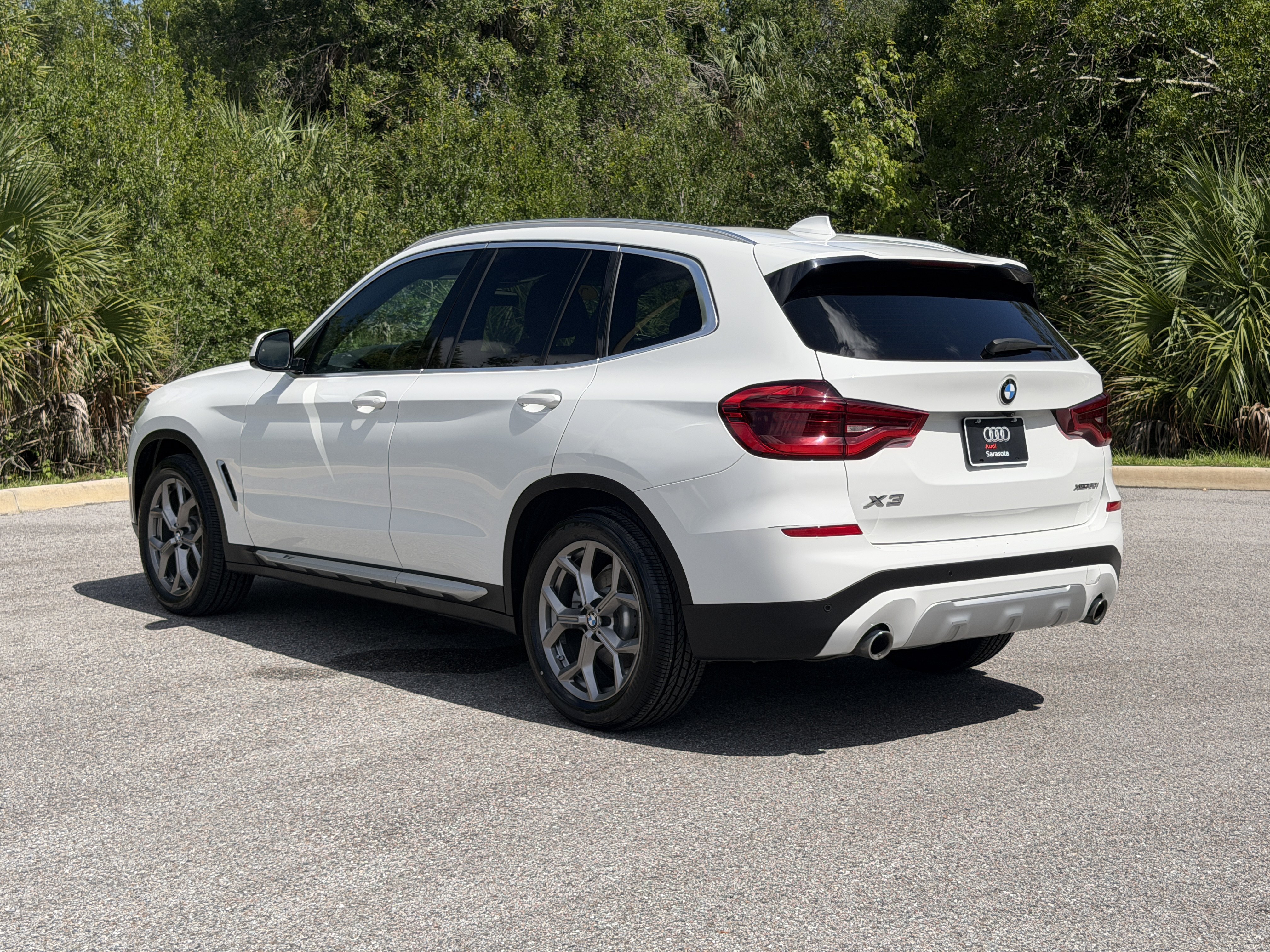 Used 2020 BMW X3 xDrive30i w/ Premium Package AWD/4WD image 5