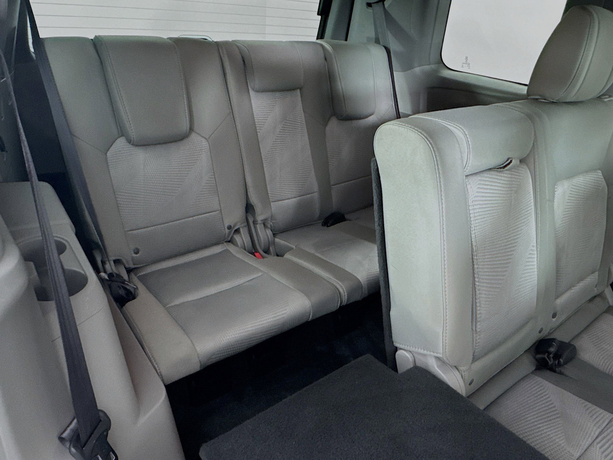 Used 2015 Honda Pilot LX image 25