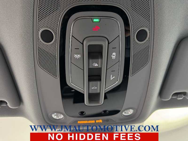 Used 2019 Audi Q5 2.0T Premium w/ Convenience Package AWD/4WD image 32