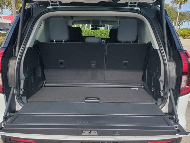 New 2026 Ford Expedition Active RWD image 12