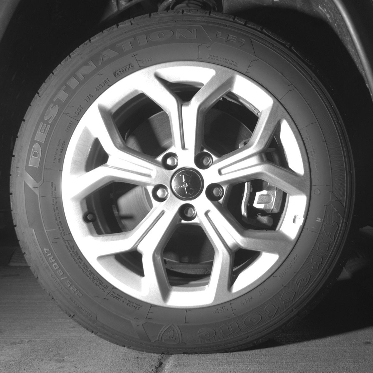 Used 2025 Jeep Compass Latitude image 13