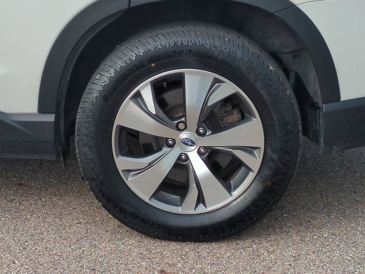 Certified 2024 Subaru Ascent Premium w/ Convenience Package AWD/4WD image 13