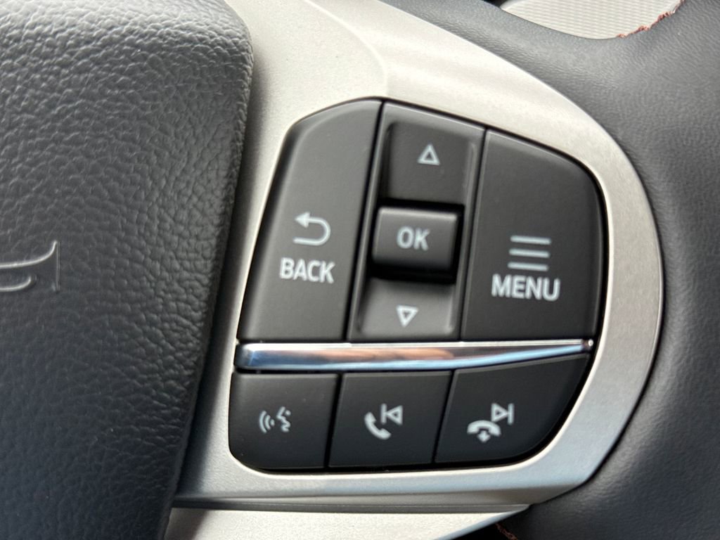 New 2026 Ford Explorer Active w/ Active Comfort Package image 28