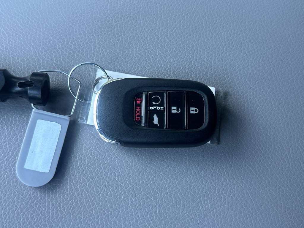 Used 2025 Honda Pilot EX-L image 31