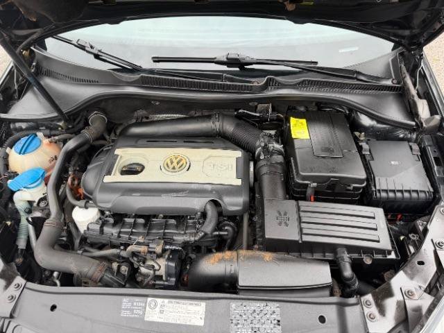 Used 2010 Volkswagen GTI 2-Door image 10