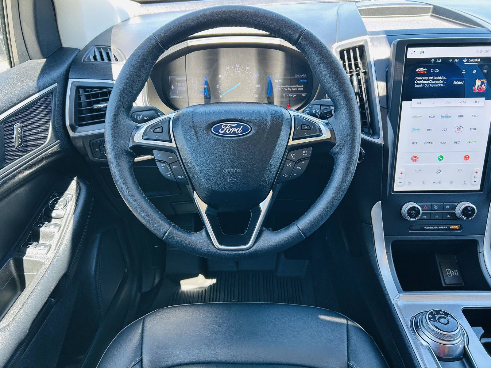Used 2024 Ford Edge SEL w/ Convenience Package AWD/4WD image 16