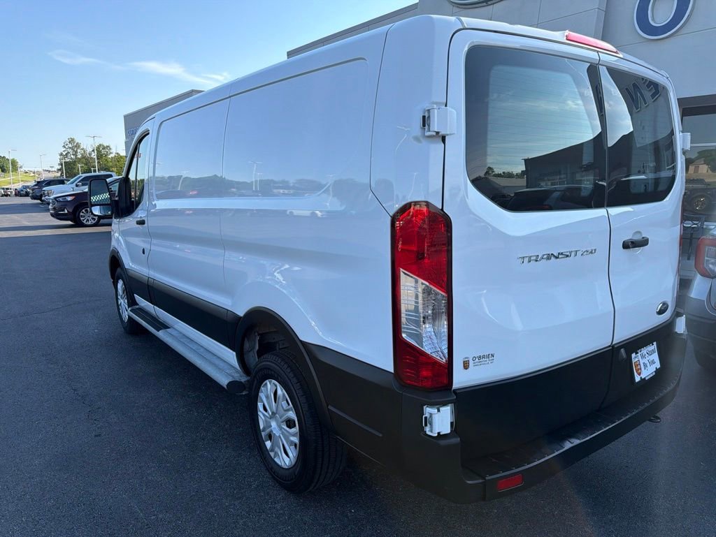 Used 2024 Ford Transit 250 Low Roof w/ Exterior Upgrade Package RWD image 3