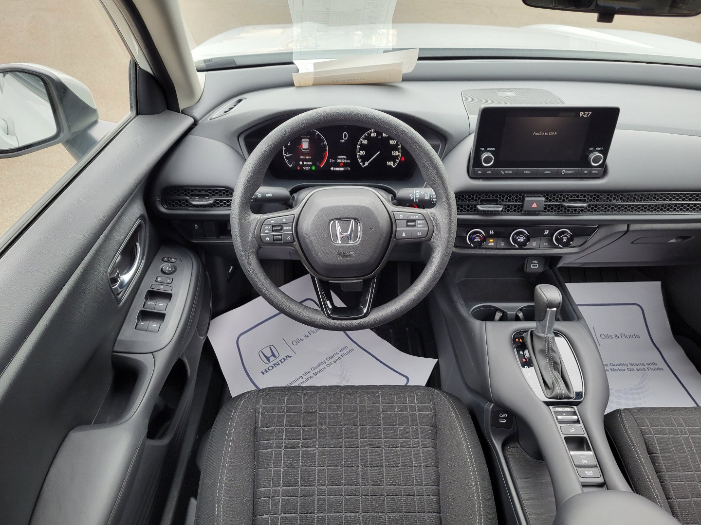 Certified 2025 Honda HR-V LX image 10