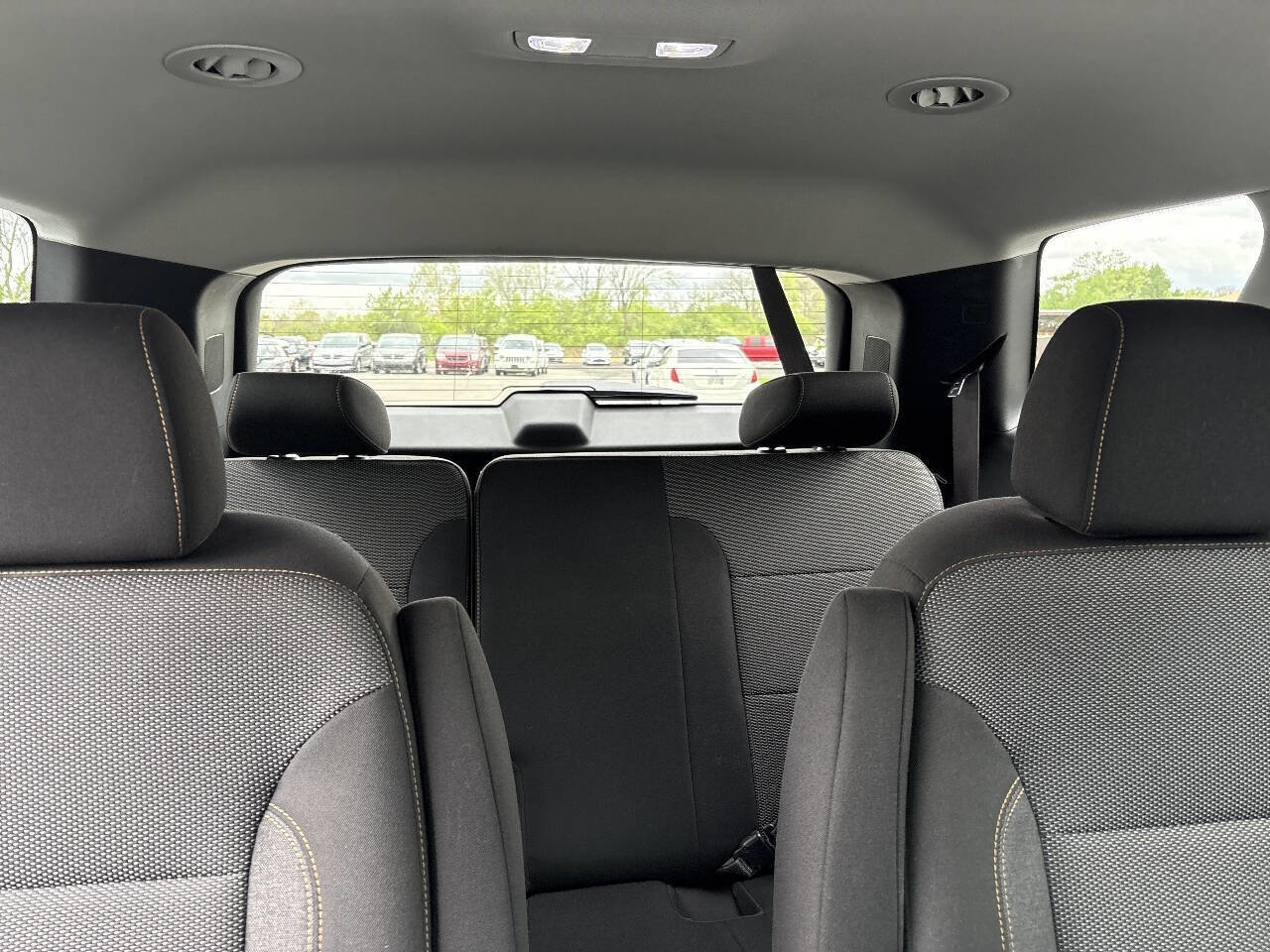 Used 2019 Chevrolet Traverse LT FWD image 23