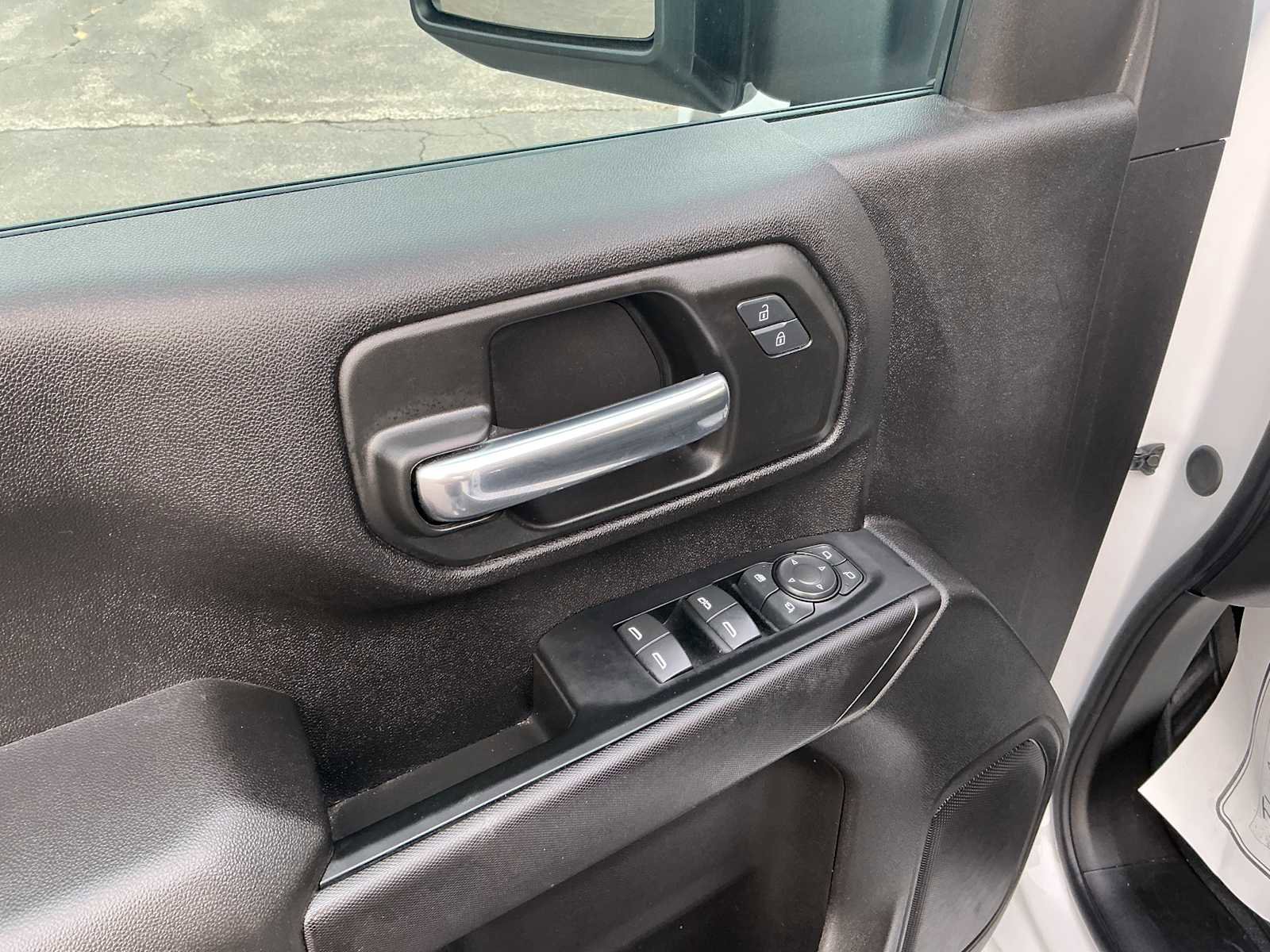 Used 2024 Chevrolet Silverado 2500 Custom w/ Custom Value Package image 22