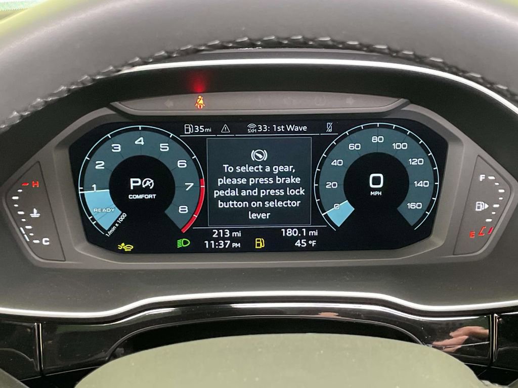 New 2025 Audi Q3 2.0T Premium image 43