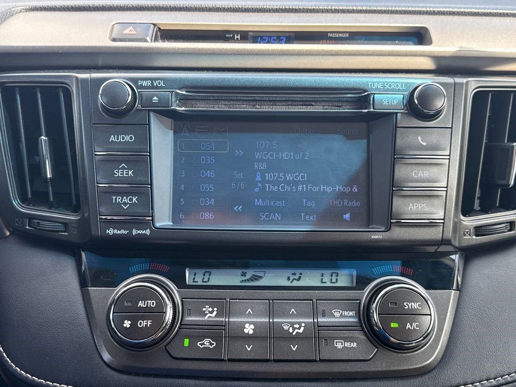 Used 2013 Toyota RAV4 XLE AWD/4WD image 24