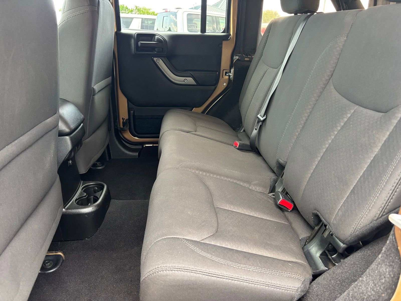 Used 2015 Jeep Wrangler Unlimited Sport w/ Quick Order Package 24S AWD/4WD image 20