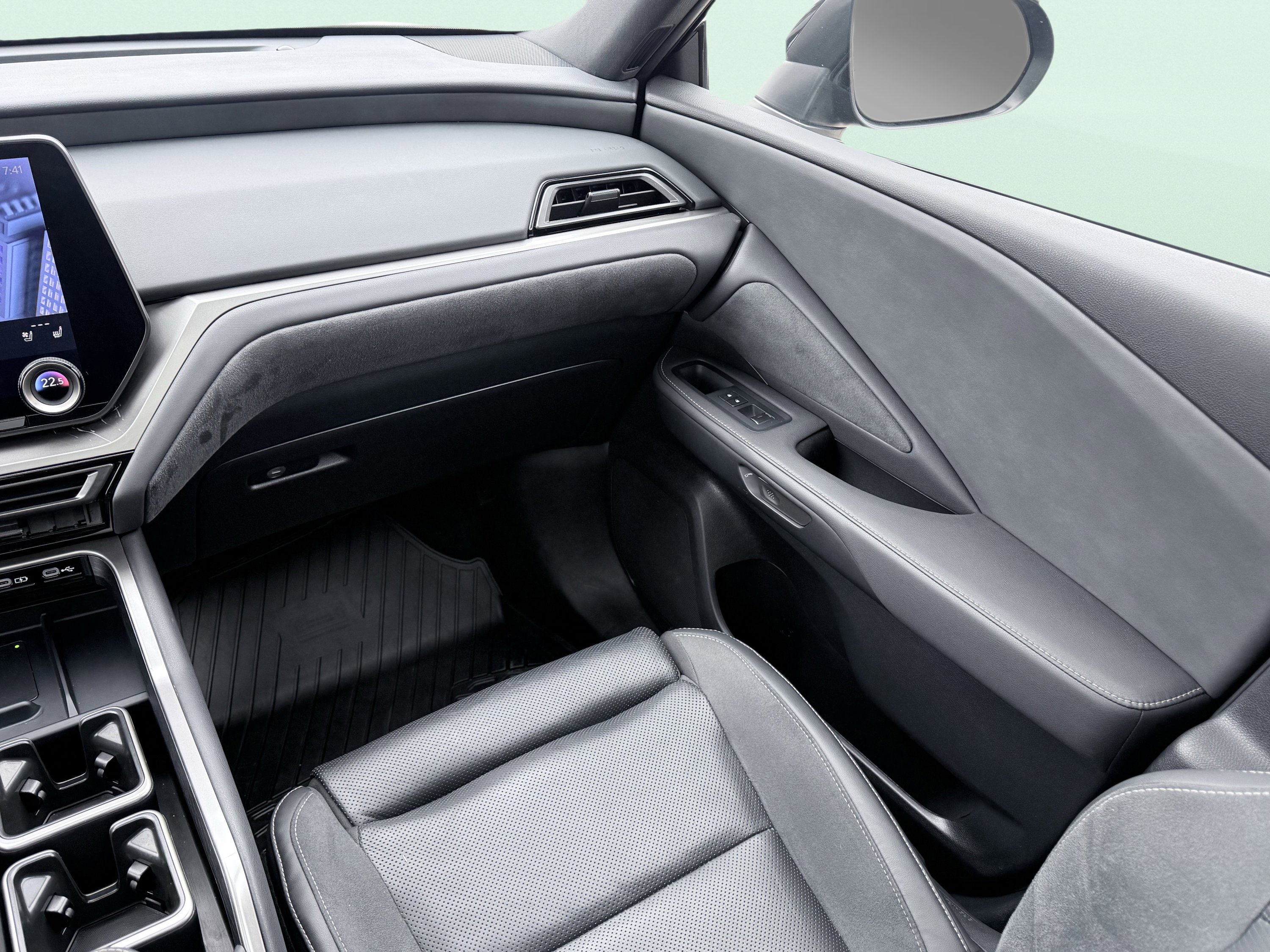 Used 2024 Lexus TX 350 AWD image 65