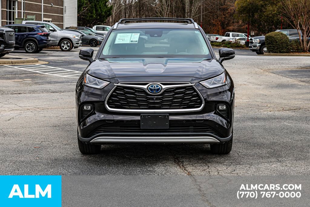 Used 2021 Toyota Highlander Platinum image 10