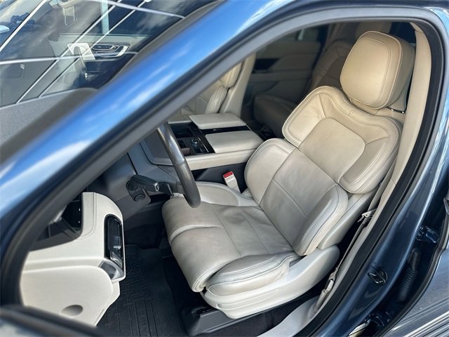 Used 2019 Lincoln Navigator L Reserve w/ Cargo Package image 12