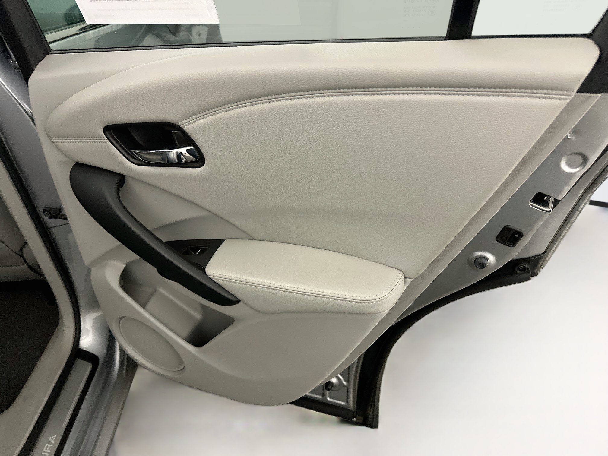 Used 2018 Acura RDX AWD image 32